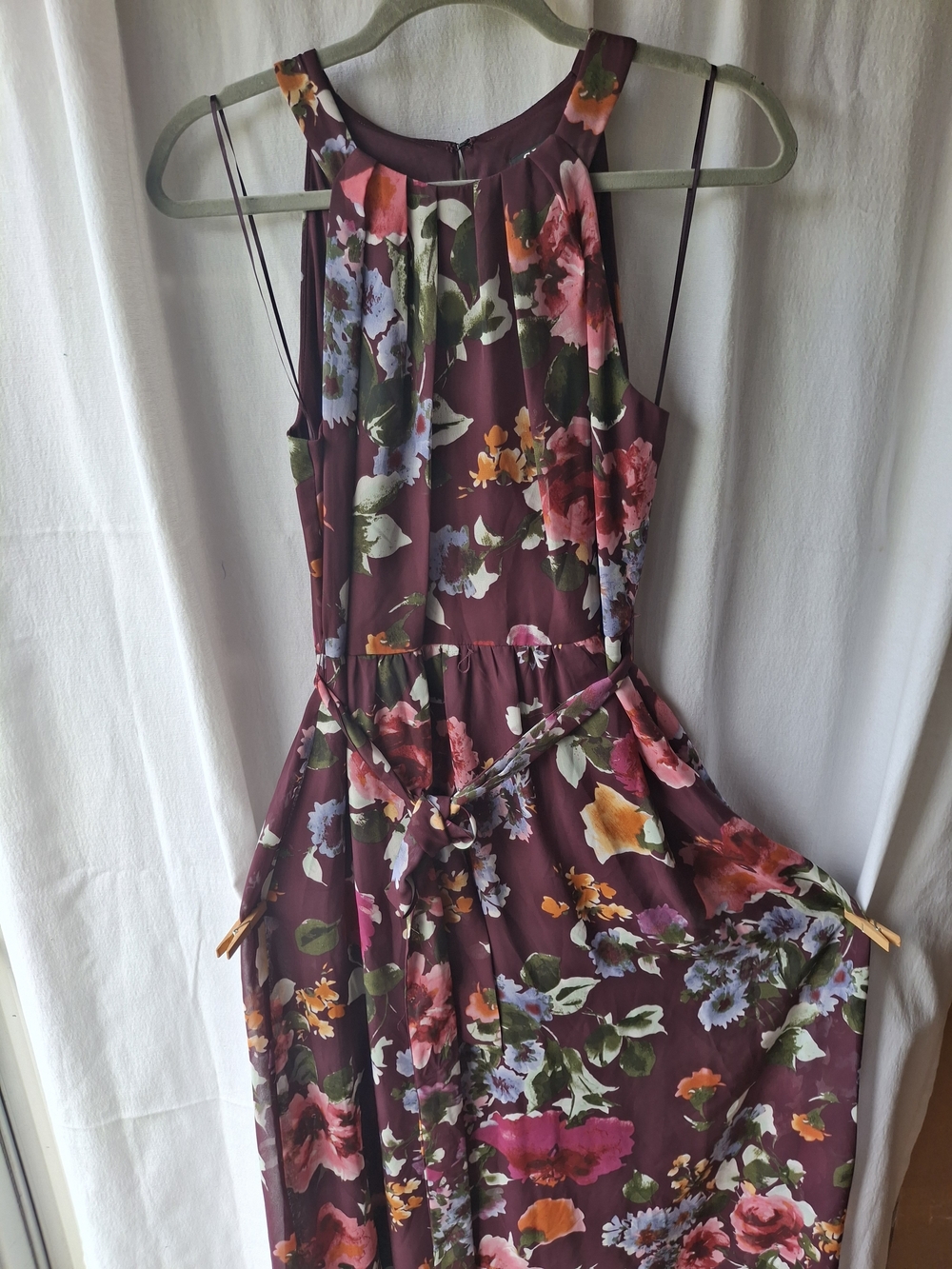 SLNY Plum Floral Sleeveless Maxi Dress